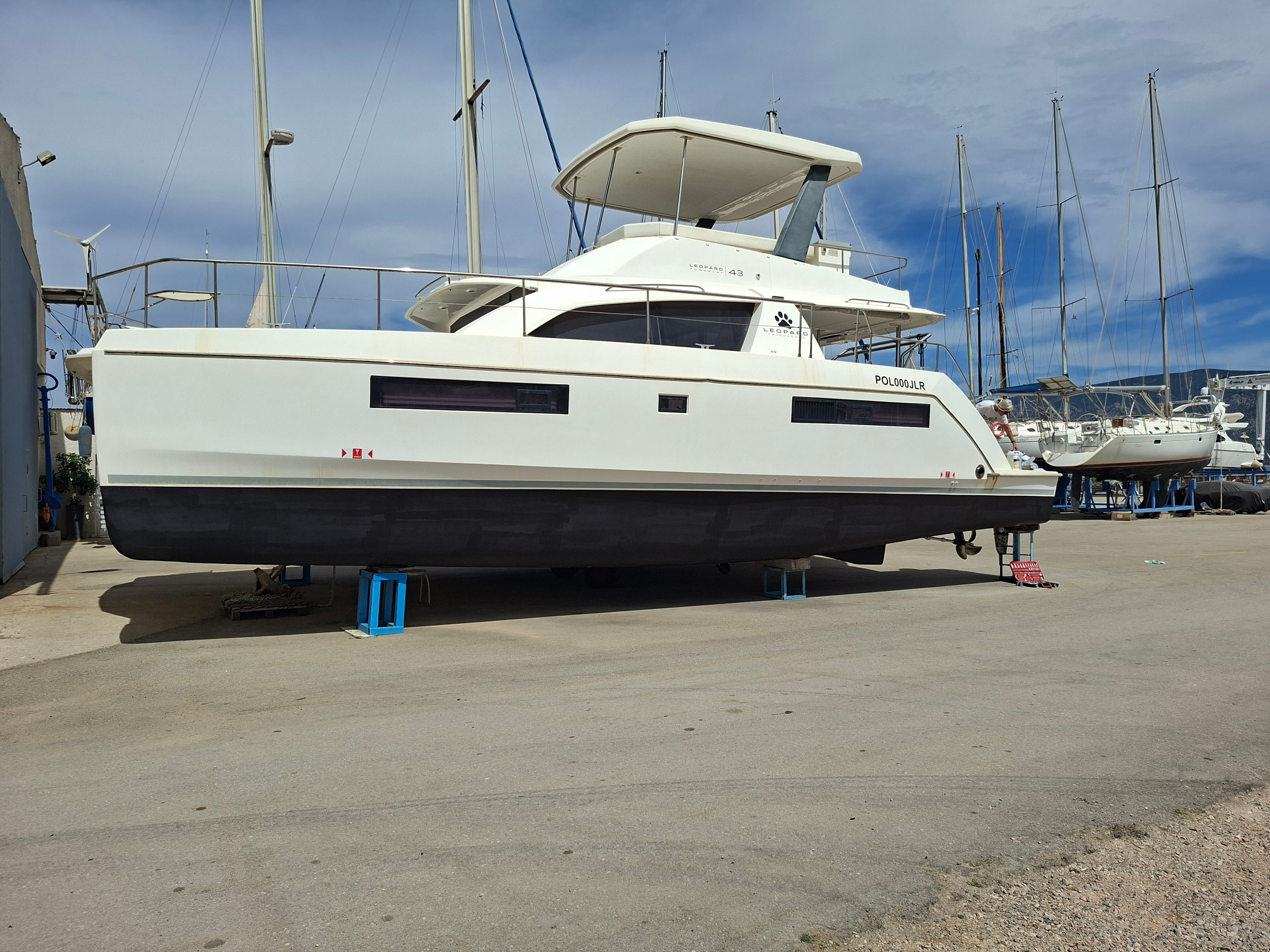 2019 Robertson & Caine Leopard 43 PC à vendre (photo 22)