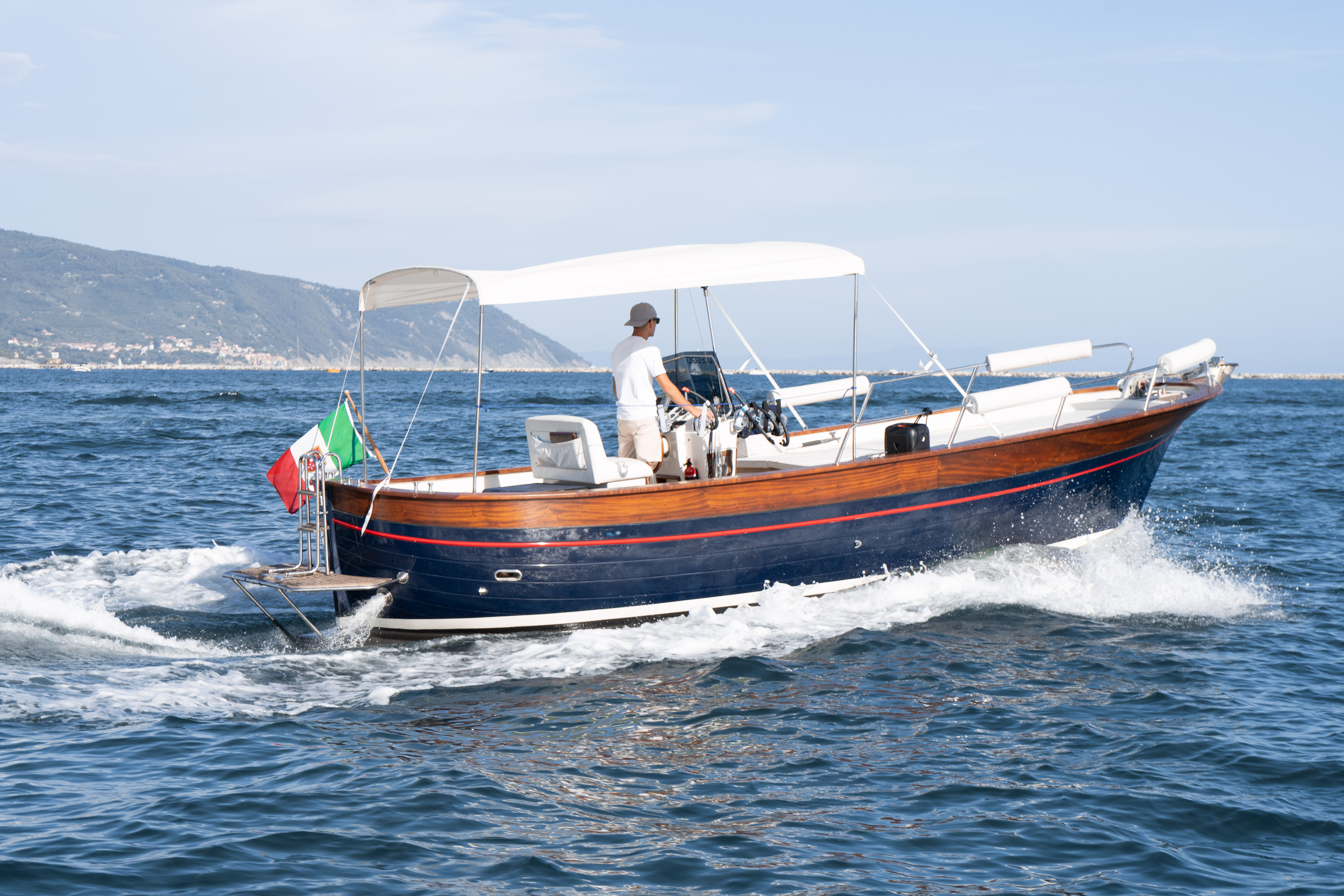 1993 APREA MARE SMERALDO 8 à louer (photo 2)