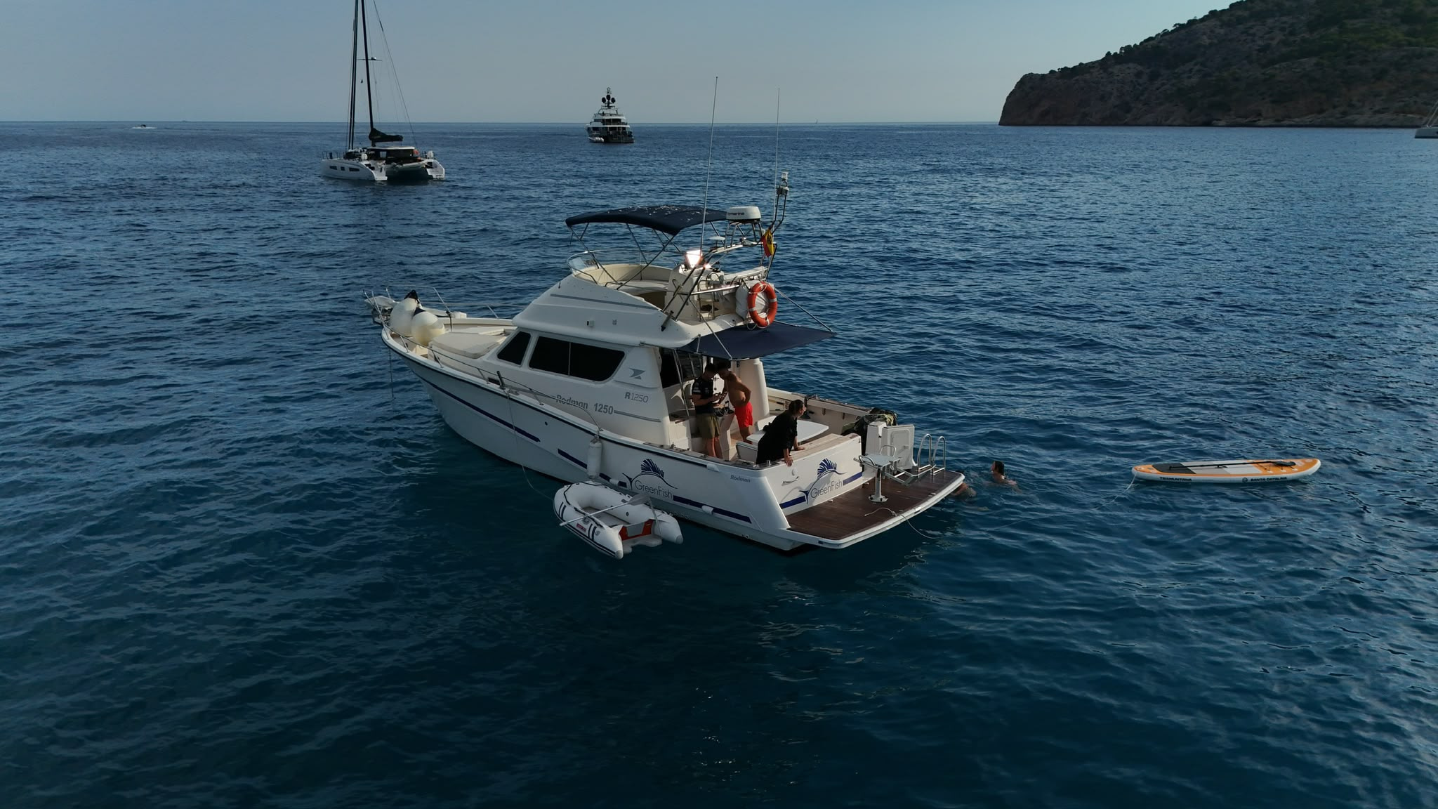 2015 Rodman 1250 en alquiler (photo 5)