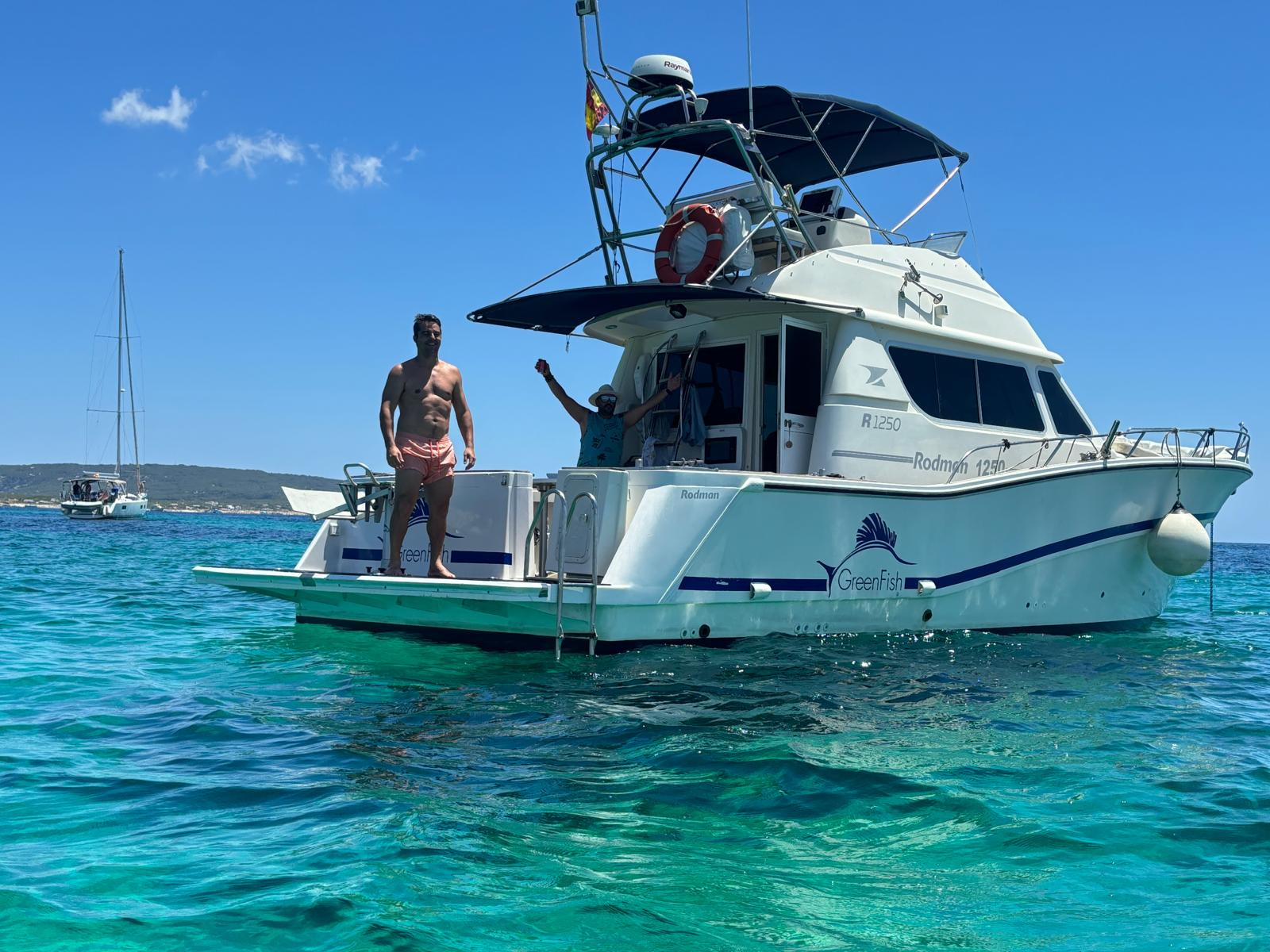 2015 Rodman 1250 en alquiler (photo 6)
