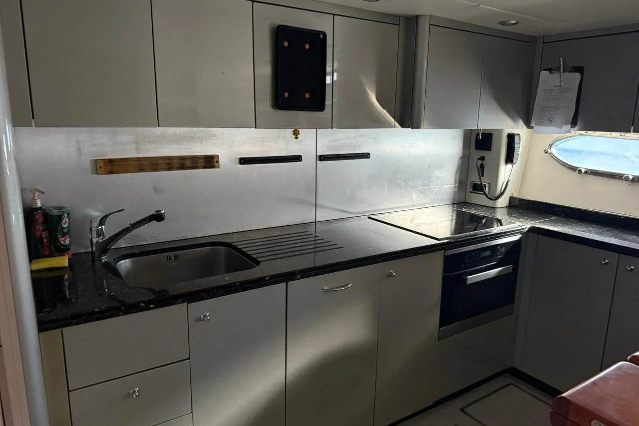 2006 Sunseeker Predator 82 en venta (photo 45)