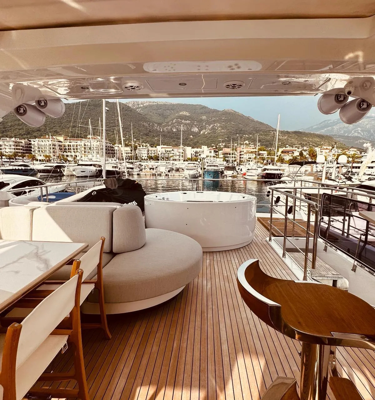 2023 Azimut Grande 27M à vendre (photo 18)