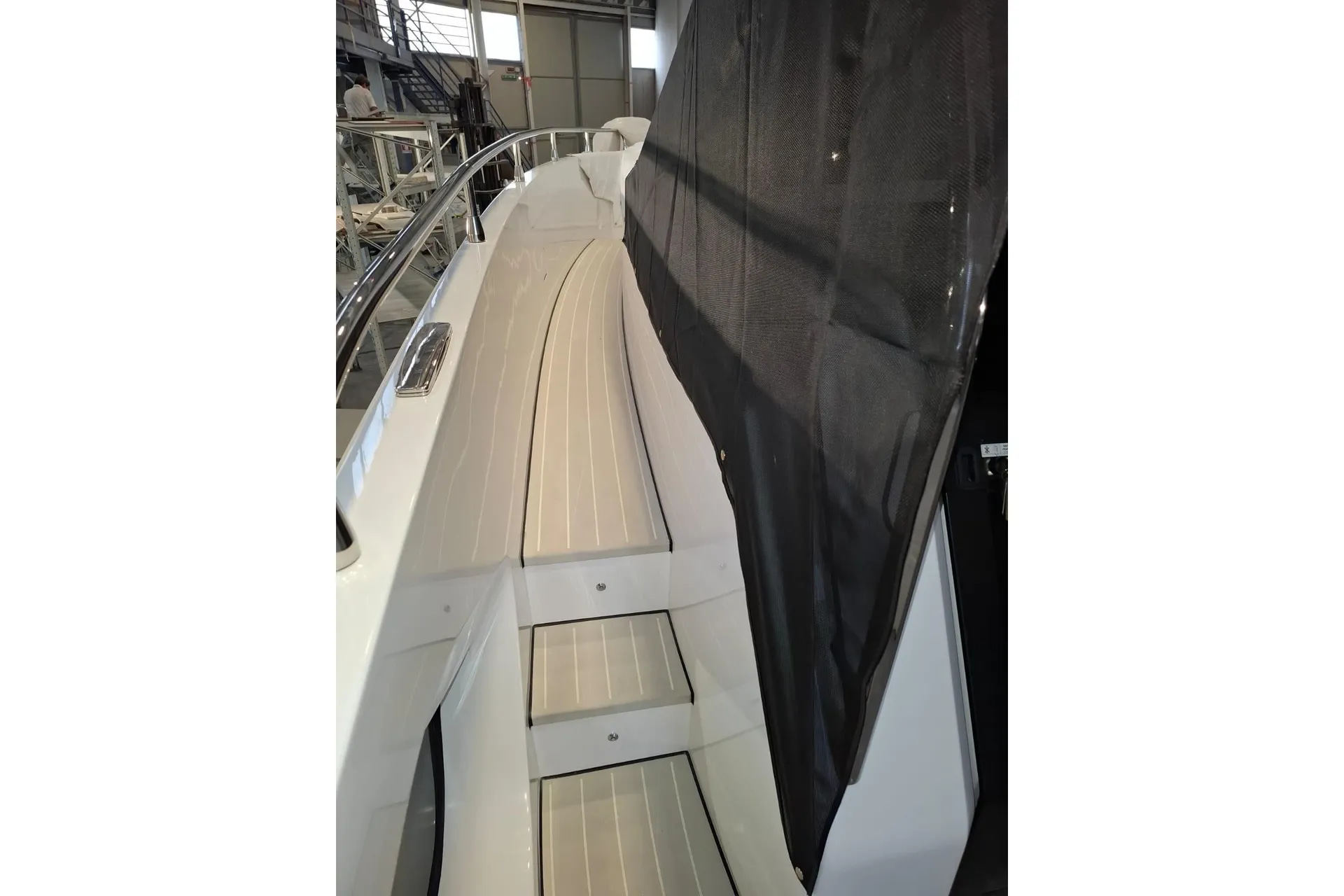 2025 Azimut Verve 42 for sale (photo 11)