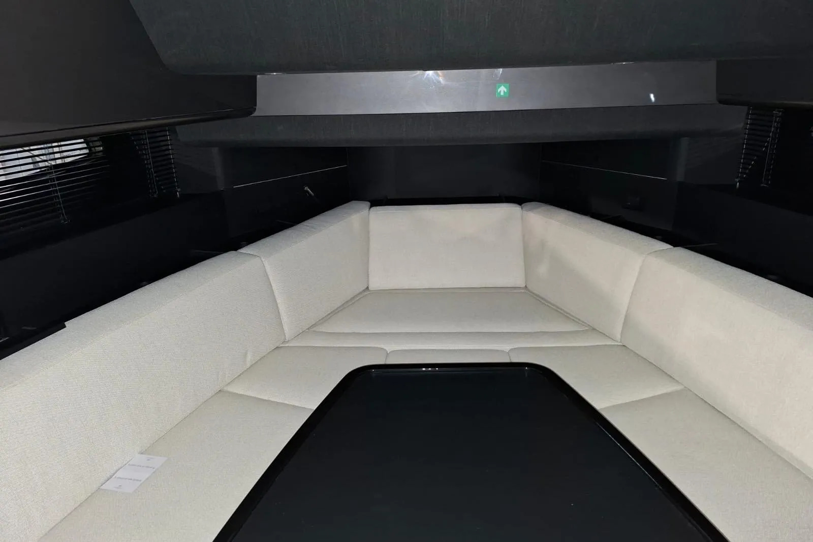 2025 Azimut Verve 42 for sale (photo 14)