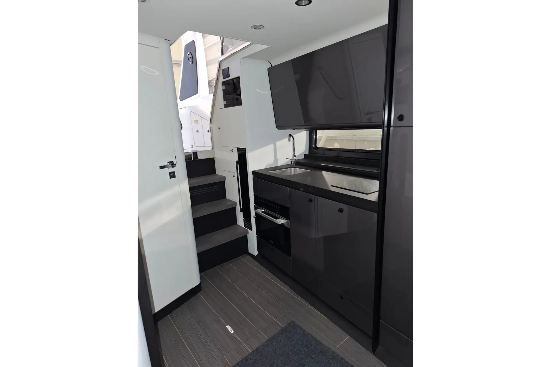 2025 Azimut Verve 42 for sale (photo 15)