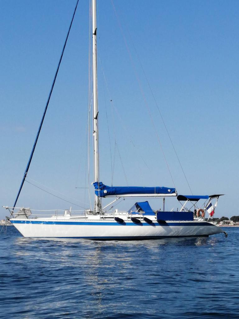 1985 WAUQUIEZ CENTURION 42 à vendre (photo 2)
