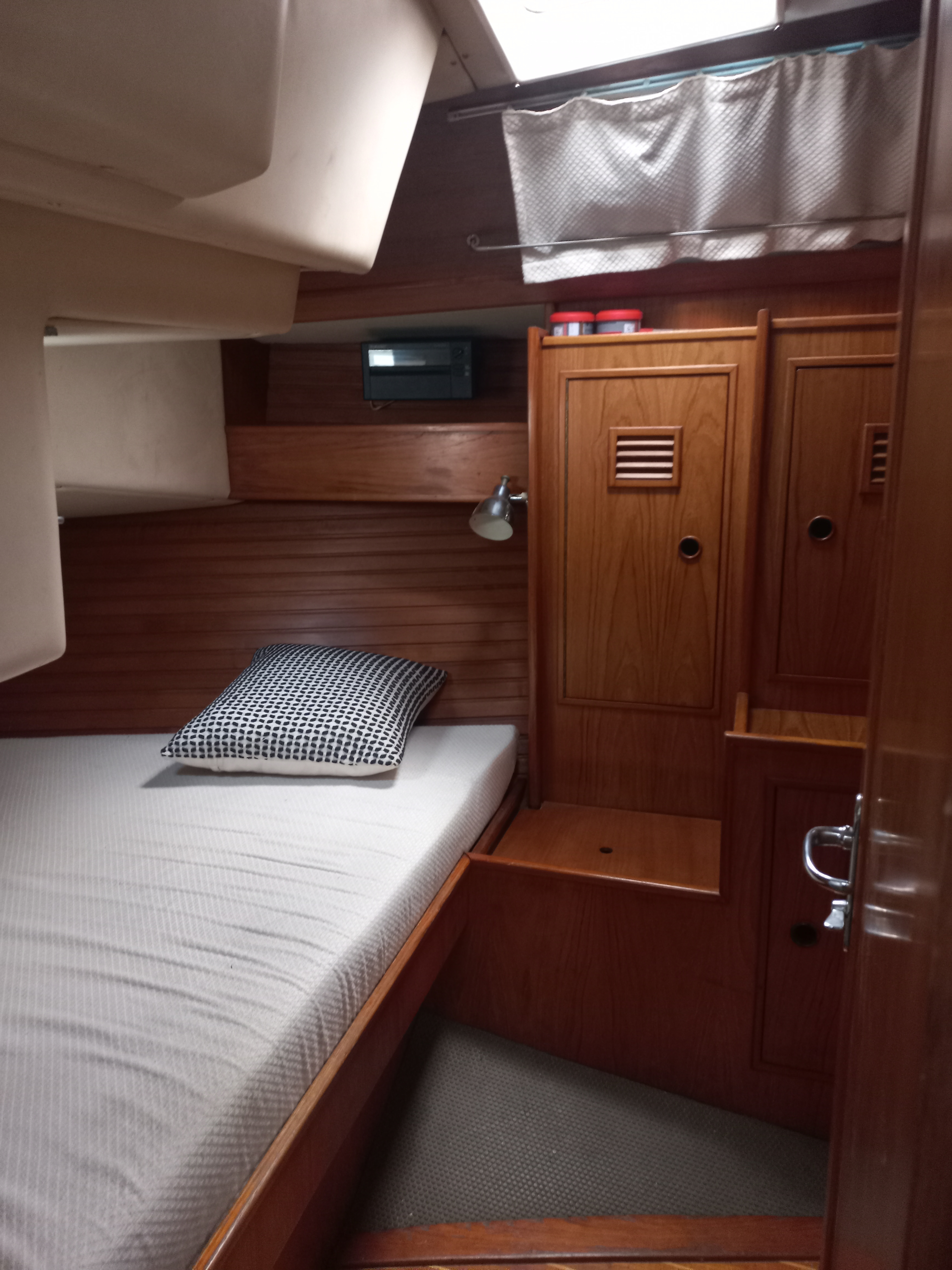 1985 WAUQUIEZ CENTURION 42 à vendre (photo 10)