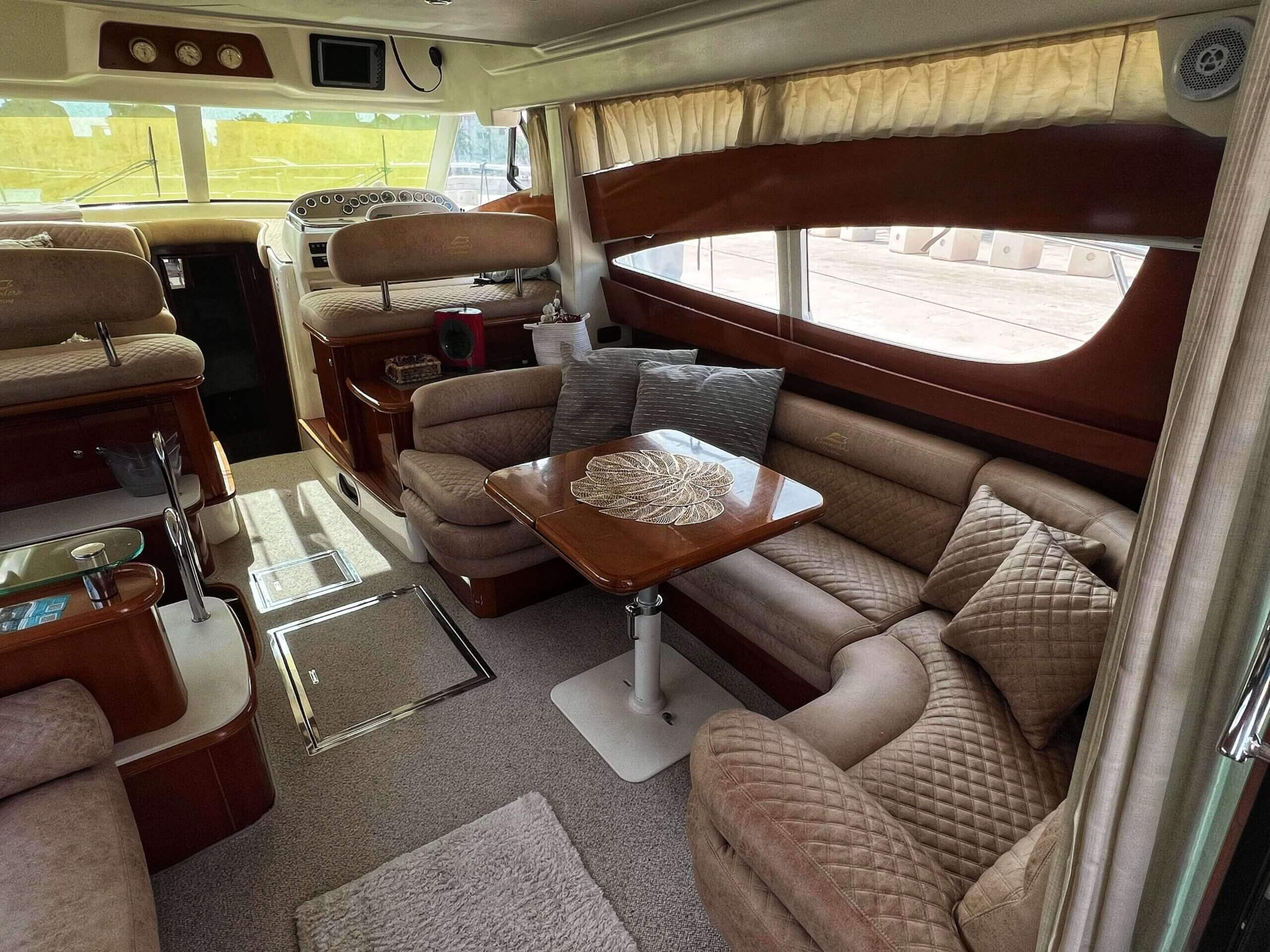2009 Jeanneau Prestige 46 Fly in vendita (photo 3)